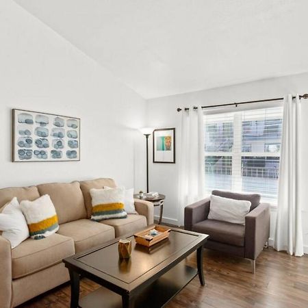 5 Minutes To Zilker Barton Springs With Parking Apartment Остин Екстериор снимка