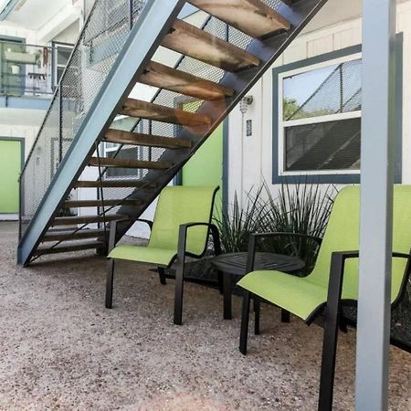 5 Minutes To Zilker Barton Springs With Parking Apartment Остин Екстериор снимка