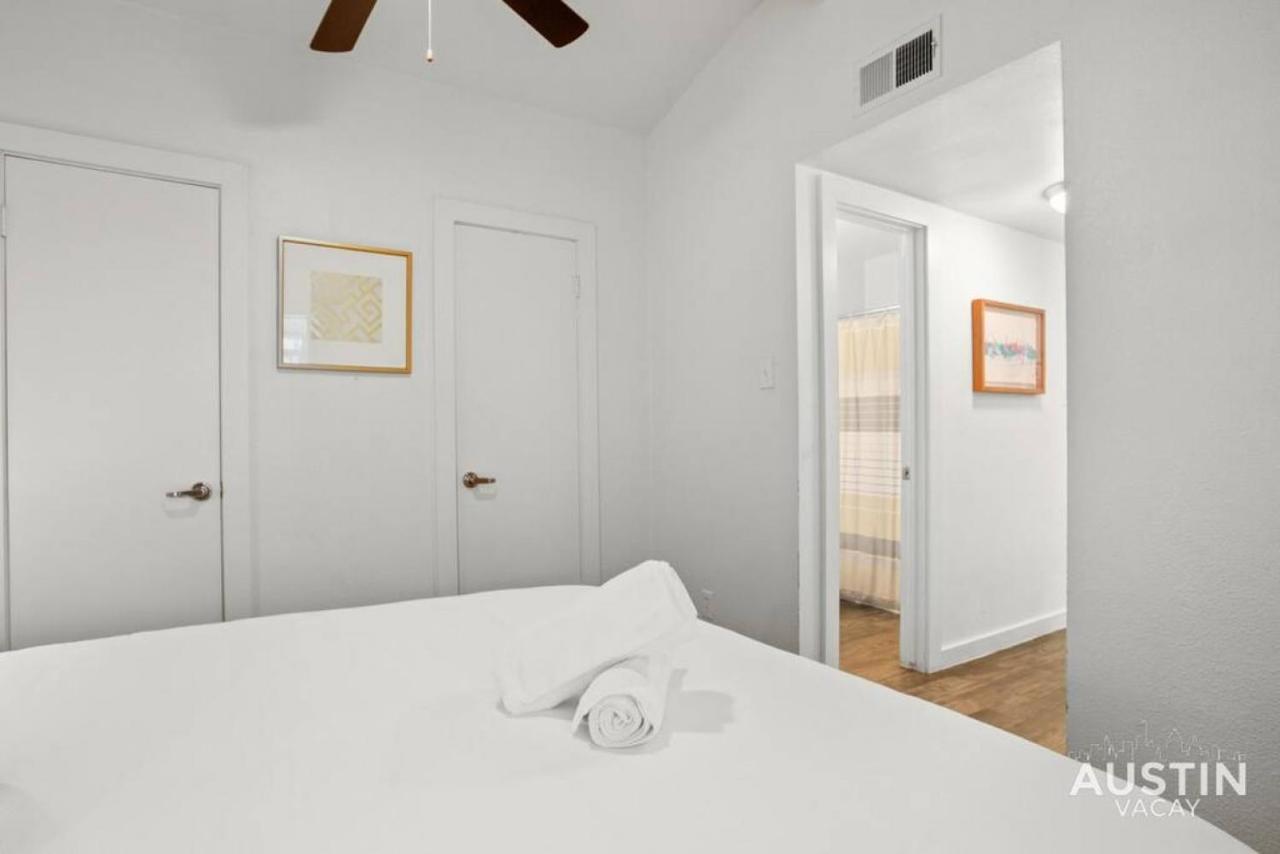 5 Minutes To Zilker Barton Springs With Parking Apartment Остин Екстериор снимка