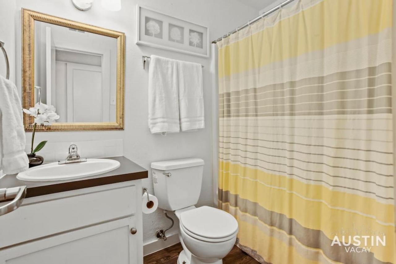 5 Minutes To Zilker Barton Springs With Parking Apartment Остин Екстериор снимка
